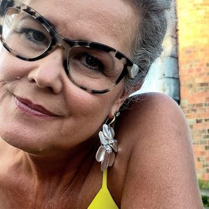 Meet your Posher, Terrie